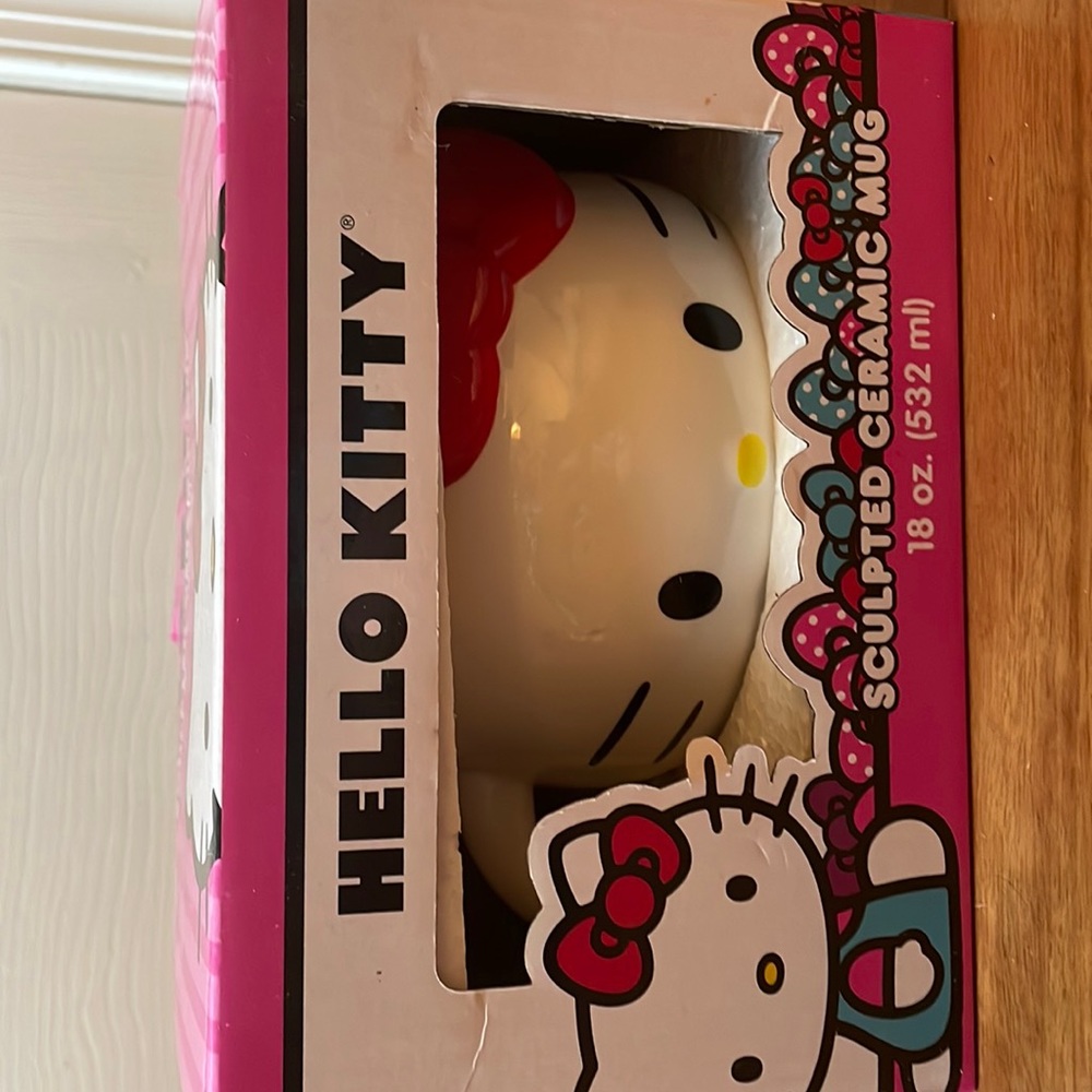 Brand new hello Kitty collectors item sculpted ceramic mug